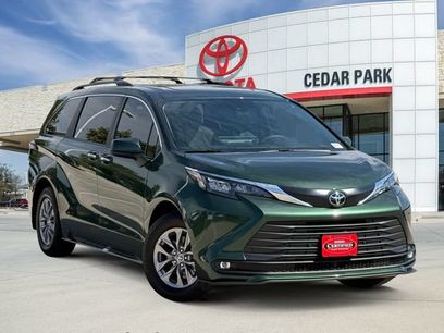 Used 2026 Toyota Sienna XLE
