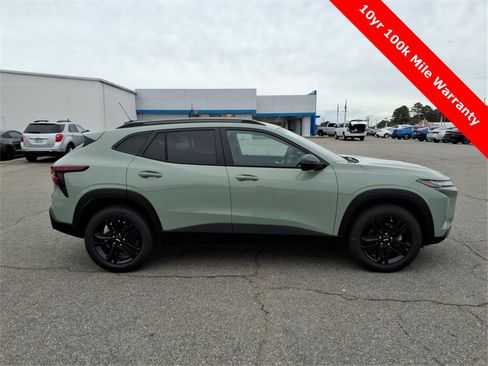 New 2026 Chevrolet Trax ACTIV w/ Driver Confidence Package image 6