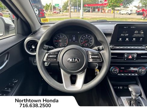 Used 2019 Kia Forte LXS FWD image 12