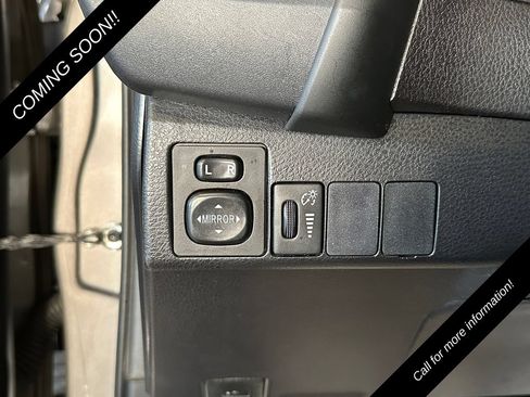 Used 2017 Toyota Corolla XSE w/ Carpet Mat Package (TMS) FWD image 18