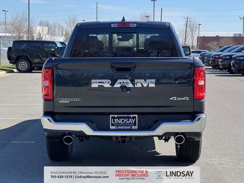 New 2026 RAM 1500 4x4 Crew Cab image 7