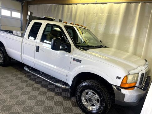 Used 2001 Ford F250 Lariat image 8