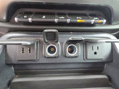 Used 2018 Chevrolet Silverado 1500 LTZ w/ LTZ Plus Package image 23