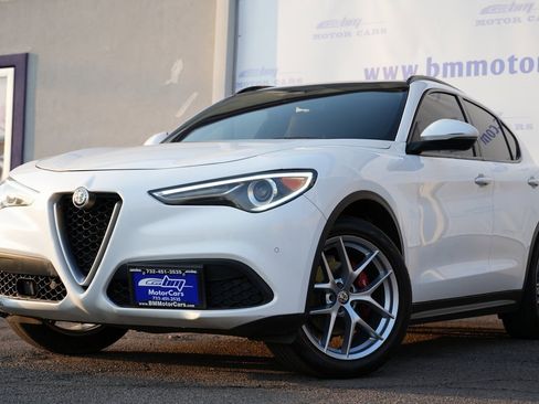 Used 2019 Alfa Romeo Stelvio Ti Sport w/ Quick Order Package 22S Sport image 2