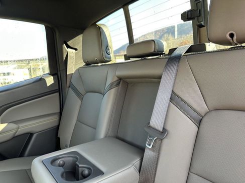 New 2026 Chevrolet Colorado ZR2 image 21