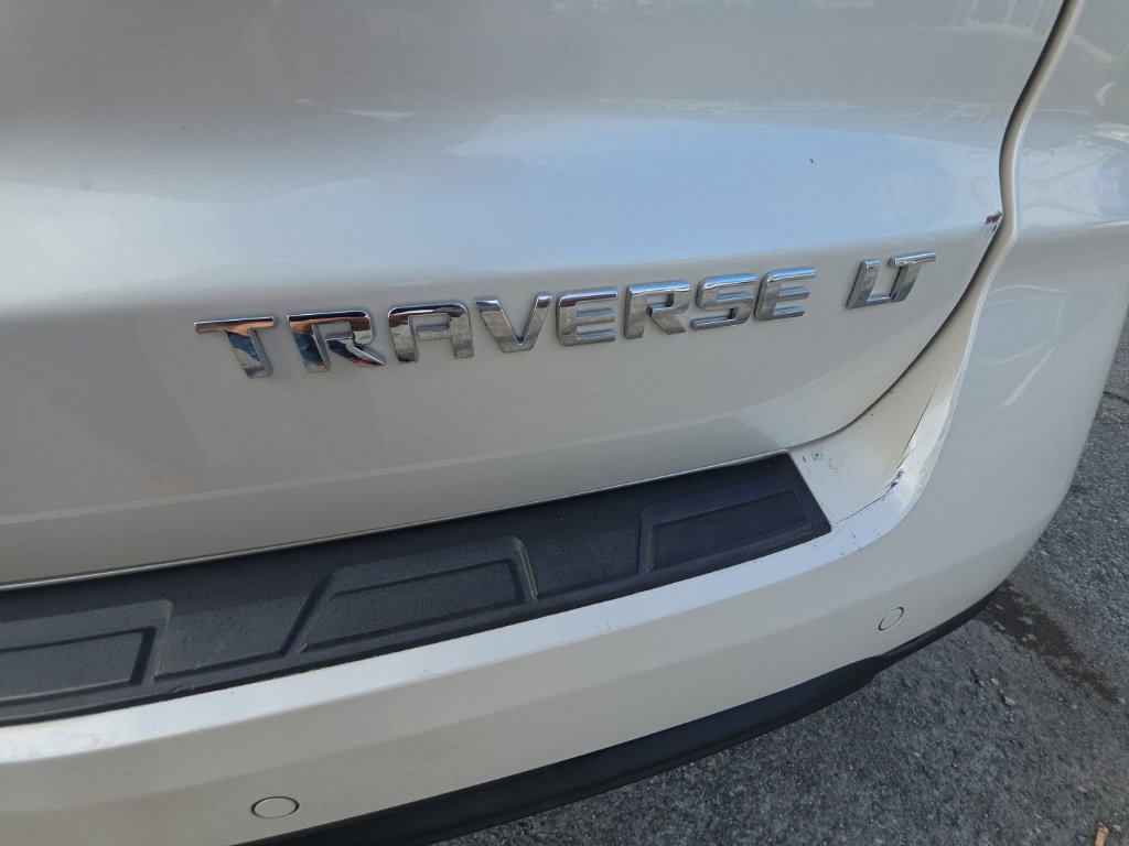 Used 2015 Chevrolet Traverse LT w/ Style and Technology Package AWD/4WD image 34