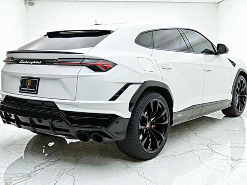 Used 2024 Lamborghini Urus S image 20