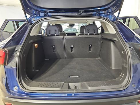 Used 2024 Chevrolet Trax LT w/ Driver Confidence Package image 15