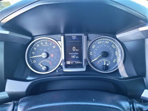 Used 2021 Toyota Tacoma SR5 w/ Trail Edition image 21