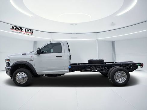 New 2026 RAM 4500 Tradesman w/ Chrome Appearance Group AWD/4WD image 6