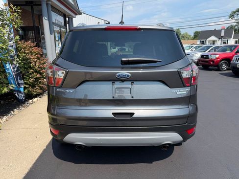 Used 2017 Ford Escape Titanium FWD image 3