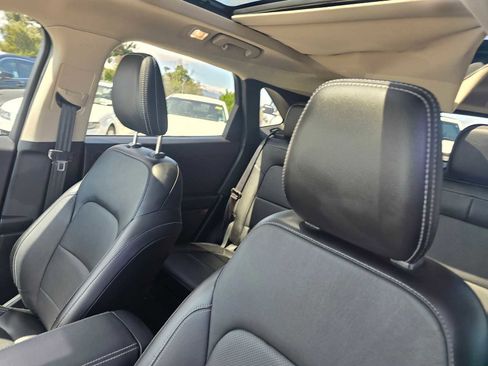 Used 2020 Ford Escape Titanium w/ Titanium Premium Package 2.0 image 26