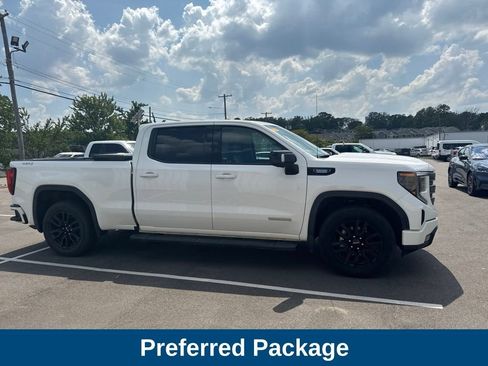 Used 2022 GMC Sierra 1500 Elevation w/ Elevation Premium Package AWD/4WD image 5