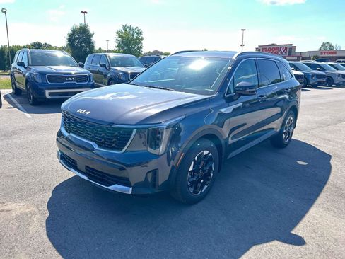 New 2026 Kia Sorento S FWD image 7