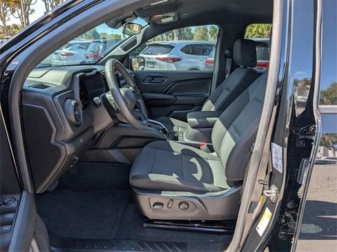 Certified 2023 Chevrolet Colorado Trail Boss w/ Technology Package image 10