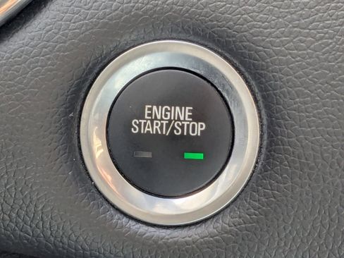 Used 2017 Chevrolet Malibu LT w/ Leather Package image 27