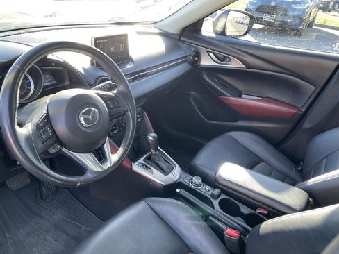 Used 2017 MAZDA CX-3 Touring image 4