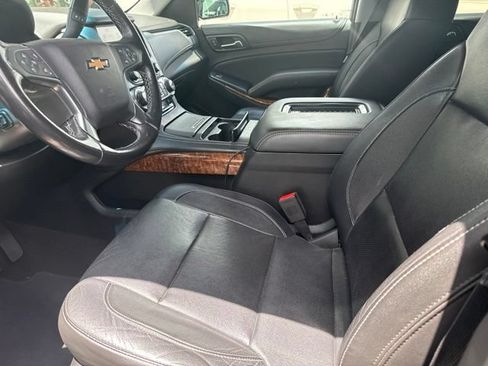 Used 2018 Chevrolet Tahoe Premier RWD image 7