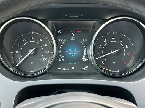 Used 2020 Jaguar E-PACE SE image 19