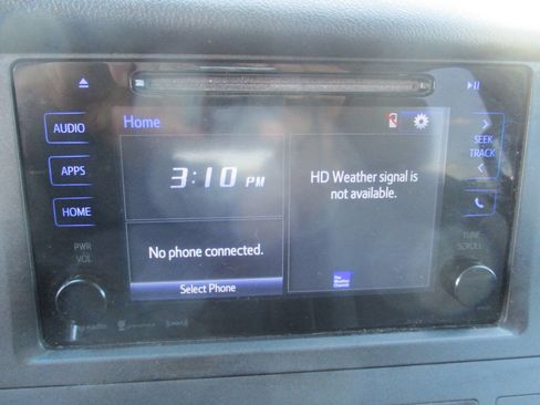 Used 2017 Toyota Sienna LE FWD image 25