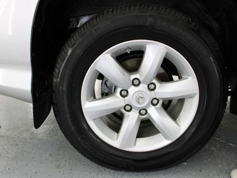 Used 2017 Lexus GX 460 image 79