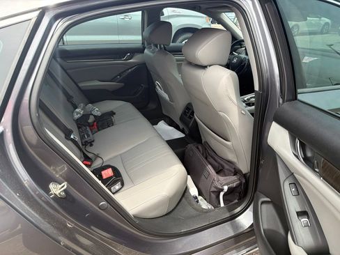 Used 2020 Honda Accord Touring image 35