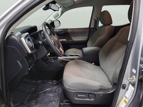 Certified 2020 Toyota Tacoma SR5 image 10