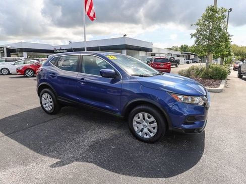 Used 2020 Nissan Rogue Sport S FWD image 12