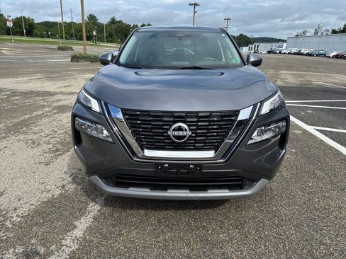 Used 2023 Nissan Rogue SV image 8