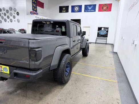 Used 2022 Jeep Gladiator Sport AWD/4WD image 22