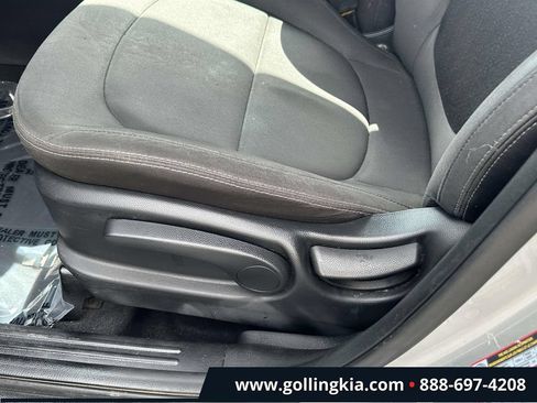 Used 2019 Kia Soul FWD image 14