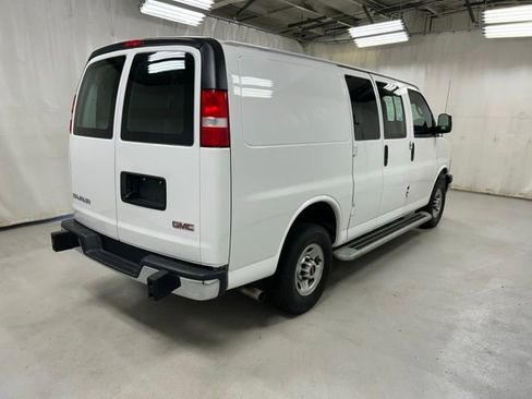 Used 2024 GMC Savana 2500 w/ Driver Convenience Package RWD image 5