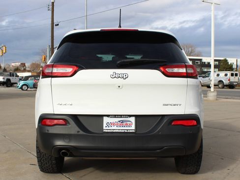 Used 2017 Jeep Cherokee Sport w/ Cold Weather Group image 26