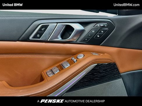 Used 2023 BMW X7 M60i w/ Executive Package AWD/4WD image 3