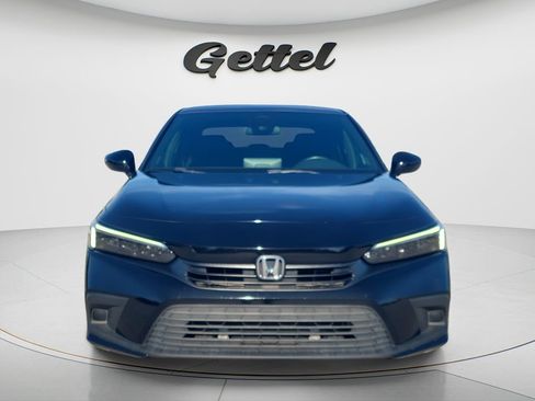 Used 2023 Honda Civic Sport image 2