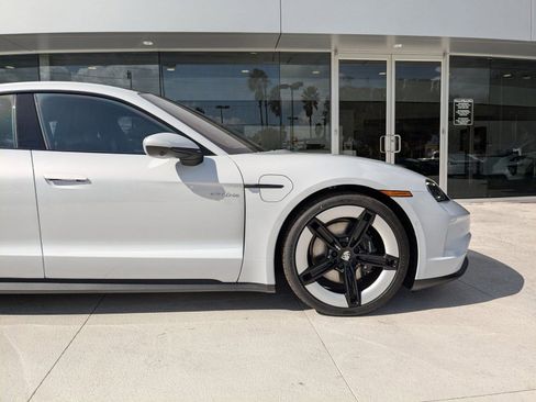 New 2025 Porsche Taycan 4S AWD/4WD image 23