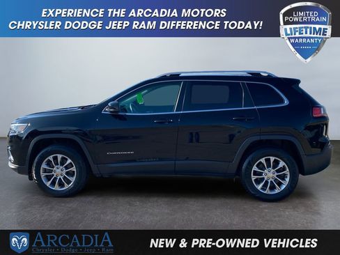 Used 2019 Jeep Cherokee Latitude Plus w/ Cold Weather Group image 2