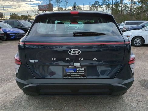 New 2026 Hyundai Kona SE image 6
