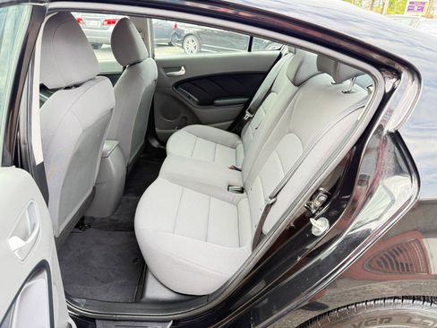 Used 2018 Kia Forte LX FWD image 27