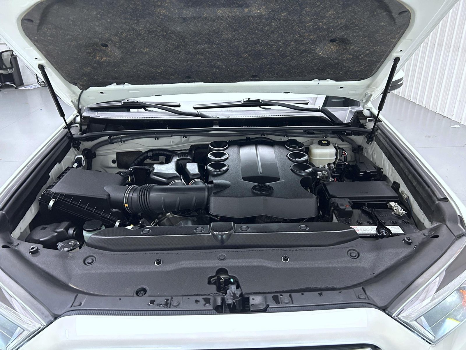 Used 2023 Toyota 4Runner Limited AWD/4WD image 24