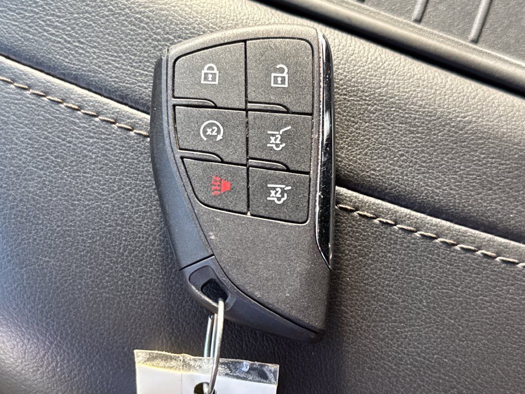 Used 2024 Chevrolet Tahoe High Country AWD/4WD image 47