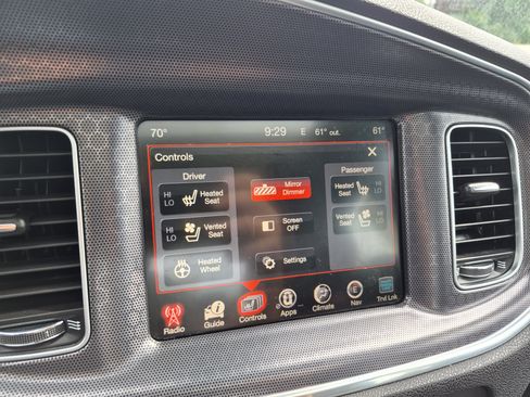 Used 2016 Dodge Charger R/T RWD image 21