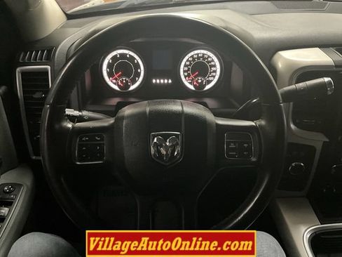 Used 2017 RAM 2500 Big Horn w/ Sport Appearance Group AWD/4WD image 18