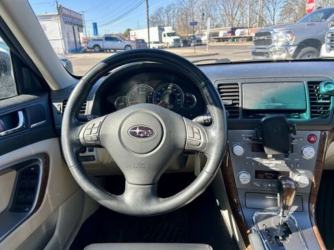 Used 2009 Subaru Outback 2.5i Limited image 19
