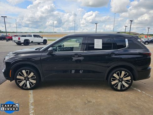Used 2025 Mitsubishi Outlander SEL AWD/4WD image 7