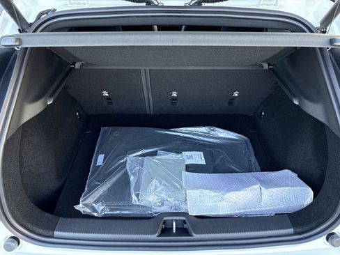 New 2026 Volvo EX30 Ultra image 19