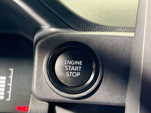 Used 2024 Toyota Tacoma SR5 AWD/4WD image 23