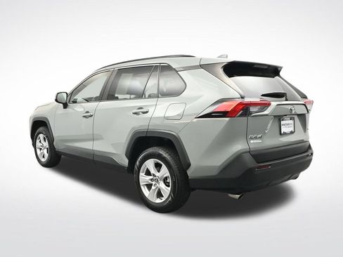 Used 2021 Toyota RAV4 XLE FWD image 7