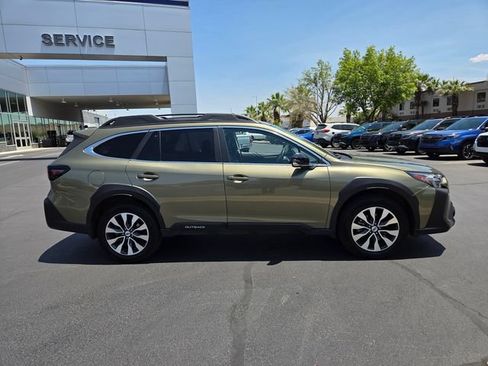 Used 2023 Subaru Outback Limited XT AWD/4WD image 3