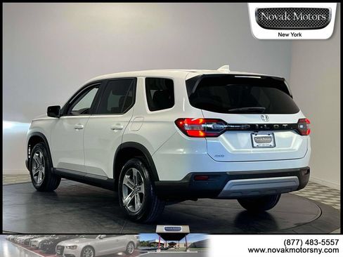 Used 2023 Honda Pilot EX-L image 6